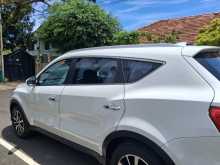 DFSK Glory 580 2021 SUV