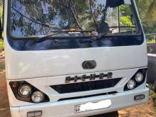 Eicher Eicher 2015 Bus