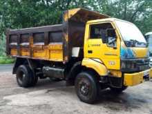 Eicher Either 2012 Lorry