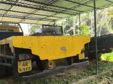 https://riyasewana.com/uploads/eicher-lorry-281931544023.jpg