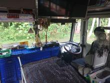 https://riyasewana.com/uploads/eicher-seat-54-1817473417425.jpg