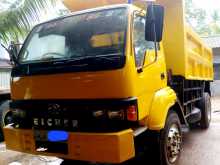 Eicher Tipper 2010 Lorry