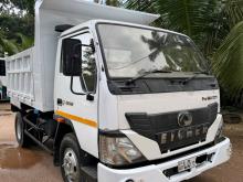 Eicher Tipper 2018 Lorry