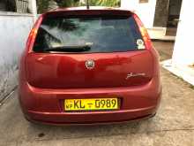 https://riyasewana.com/uploads/fiat-grand-punto-2892020583.jpg