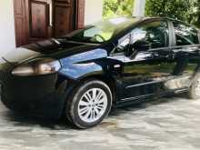 https://riyasewana.com/uploads/fiat-grande-punto-2007-110432012603.jpg