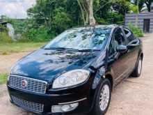 Fiat Linea 2012 Car