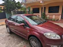 Fiat Linea 2012 Car