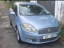 Fiat Linea 2011 Car