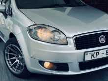 Fiat Linea Emotion 2011 Car
