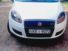 Fiat Linea Multijet 2011 Car