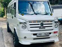 Force Force 2010 Van