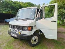 https://riyasewana.com/uploads/force-lorry-518581717025.jpg