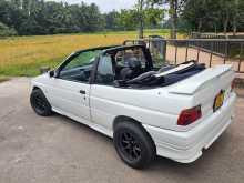 https://riyasewana.com/uploads/ford-escort-cabriolet-1992-3120594412692.jpg