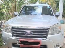 Ford Everest 2011 Car