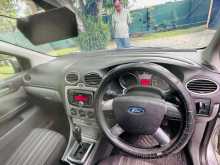 https://riyasewana.com/uploads/ford-focus-21632404953.jpg