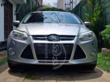 Ford Focus 2012 Car