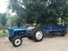 Ford 2000 Ford 1974 Tractor