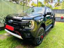 Ford Ranger Stormtrak 2025 Pickup
