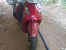 Hero Pleasure 2012 Motorbike