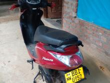 https://riyasewana.com/uploads/hero-4-stroke-197481719965.jpg