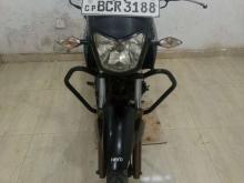 https://riyasewana.com/uploads/hero-cbz-extream-31006026344.jpg