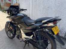 https://riyasewana.com/uploads/hero-cbz-x-121444284633.jpg