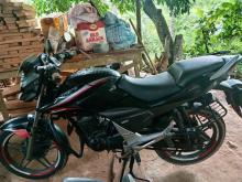 Hero CBZ Xtreme 150 2015 Motorbike