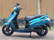 https://riyasewana.com/uploads/hero-dash-10735384933.jpg