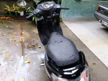 https://riyasewana.com/uploads/hero-dash-125-14753264513.jpg