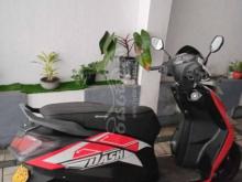 https://riyasewana.com/uploads/hero-dash-131332081311139.jpg