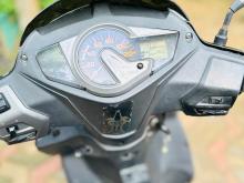 https://riyasewana.com/uploads/hero-dash-1320555119953.jpg