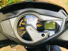 https://riyasewana.com/uploads/hero-dash-1820263613113.jpg