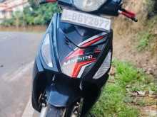 https://riyasewana.com/uploads/hero-dash-210325122563.jpg