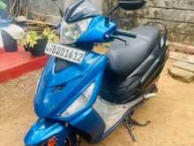 https://riyasewana.com/uploads/hero-dash-32100574013.jpg