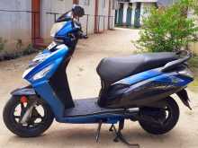 https://riyasewana.com/uploads/hero-dash-48013713413.jpg