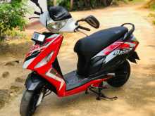 https://riyasewana.com/uploads/hero-dash-vx-148572122342.jpg