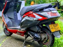 https://riyasewana.com/uploads/hero-dash-vx-16806336655.jpg