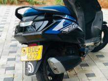 https://riyasewana.com/uploads/hero-dash-vx-191114526823.jpg