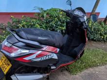 https://riyasewana.com/uploads/hero-dash-vx-28838546134.jpg