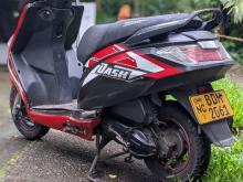 https://riyasewana.com/uploads/hero-dash-vxi-11952236406.jpg
