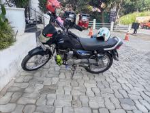 Hero Deluxe 2016 Motorbike