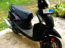 Hero Pleasure 2014 Motorbike