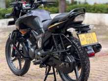Hero HUNK 2018 Motorbike