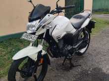 Hero Hunk 2016 Motorbike