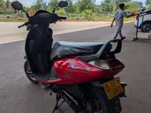 Hero Pleasure 2012 Motorbike