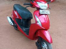 Hero Pleasure 2016 Motorbike
