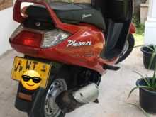 Hero Pleasure 2011 Motorbike