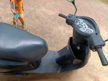 Hero Pleasure 2011 Motorbike
