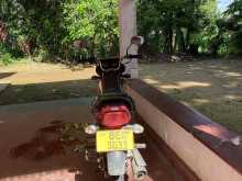https://riyasewana.com/uploads/hero-hf-deluxe-211204222073.jpg