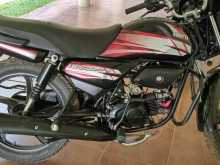 https://riyasewana.com/uploads/hero-hf-deluxe-2816024713234.jpg